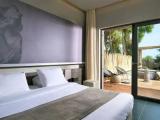 Signature Pool Double Retreat