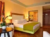 Superior Twin room with sea view