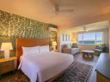 Junior Royal Beach House Suite