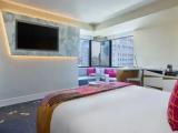 Mega corner Triple room