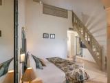 Duplex room