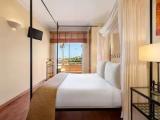 1 Bedroom Deluxe Hot Tub Double Suite