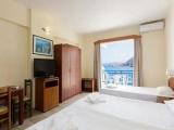 Family Double room with partial sea view