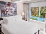 1 Bedroom Deluxe Pool Access Double Suite