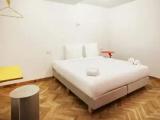 Eclectic Madness Landscape Double room