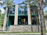 3 Bedrooms Cottage with balcony and beachfront