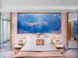Beluga Family Double Suite with ocean view