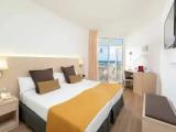 Alexandre Double Club room