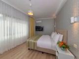 Deluxe Triple Suite