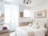Quadruple Family room