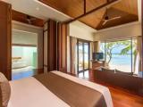 Grand Royal Double Suite beachfront