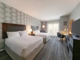 2 Queen Beds room Partial Marina View