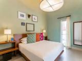 2 Bedrooms room