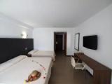 Triple room with balcony