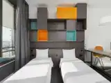 Twin Studio