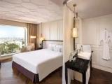 Deluxe Corner Double room with city view