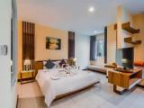 Classic Pool Access Double Suite