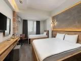 Deluxe French Triple room