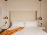 Presidential RedLevel Double Suite with Sea and Cathedral View