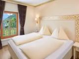 Empress Elisabeth Suite with balcony and with lake view