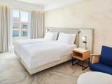 Elegant Twin room with balcony and Park View
