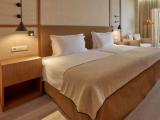 Twin Junior Suite with partial sea view