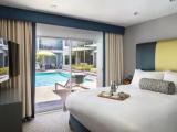 1 Bedroom Deluxe Double Suite