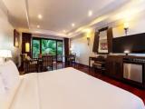 Double Siam Chalet