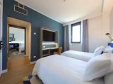 Corner room with balcony