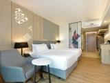 Deluxe Twin room with city view