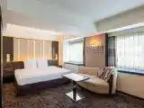 Premium Lounge Access room
