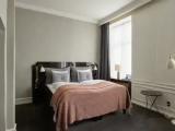 Large Deluxe Double room