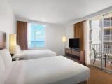 Standard Quadruple room with partial ocean view