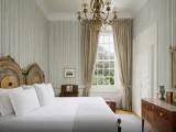 Signature Double Suite