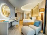 Deluxe Corner Double room with sea view