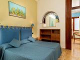 Twin room with sea view