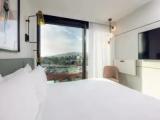 Double room with city view