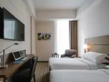 Connecting room