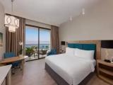 Deluxe room with sea view