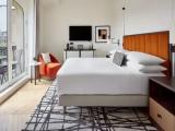2 Bedrooms Eiffel Tower Presidential Suite