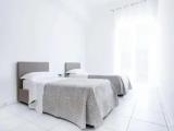 2 Bedrooms Quadruple Apartment