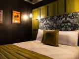 Snug Super Double room