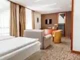 Standard Double Suite