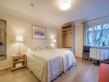 Triple room with city view