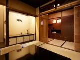 Superior Traditional room