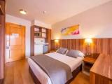 Premium Family Suite with pool view