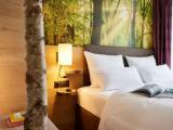 Kiss and Art Double room