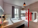 Sextuple room