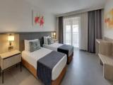 Family room with garden view