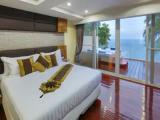 2 Bedrooms Spa Bath Suite with balcony and with sea view